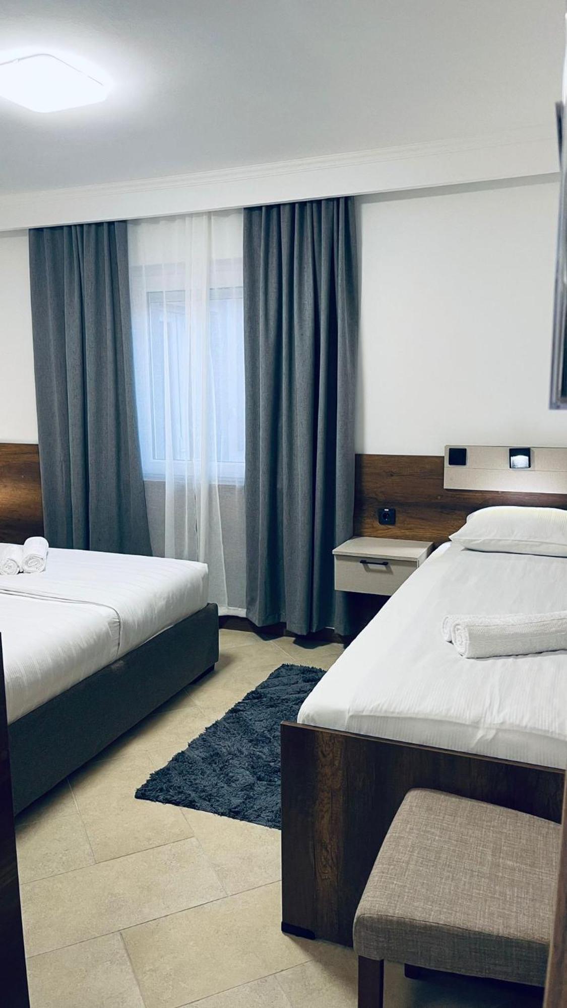Kollar D Guest House - Prenociste Rooms スボティツァ エクステリア 写真