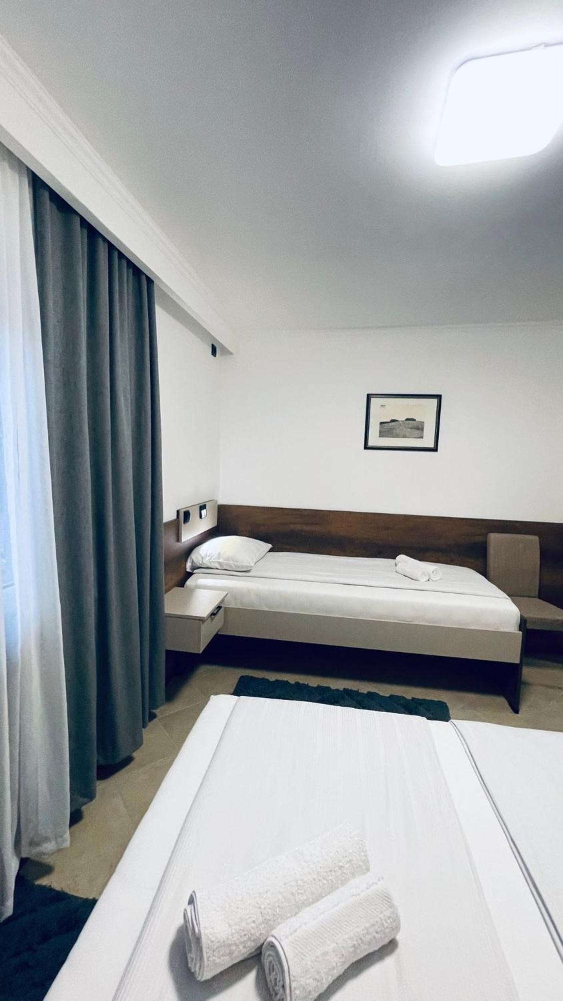 Kollar D Guest House - Prenociste Rooms スボティツァ エクステリア 写真