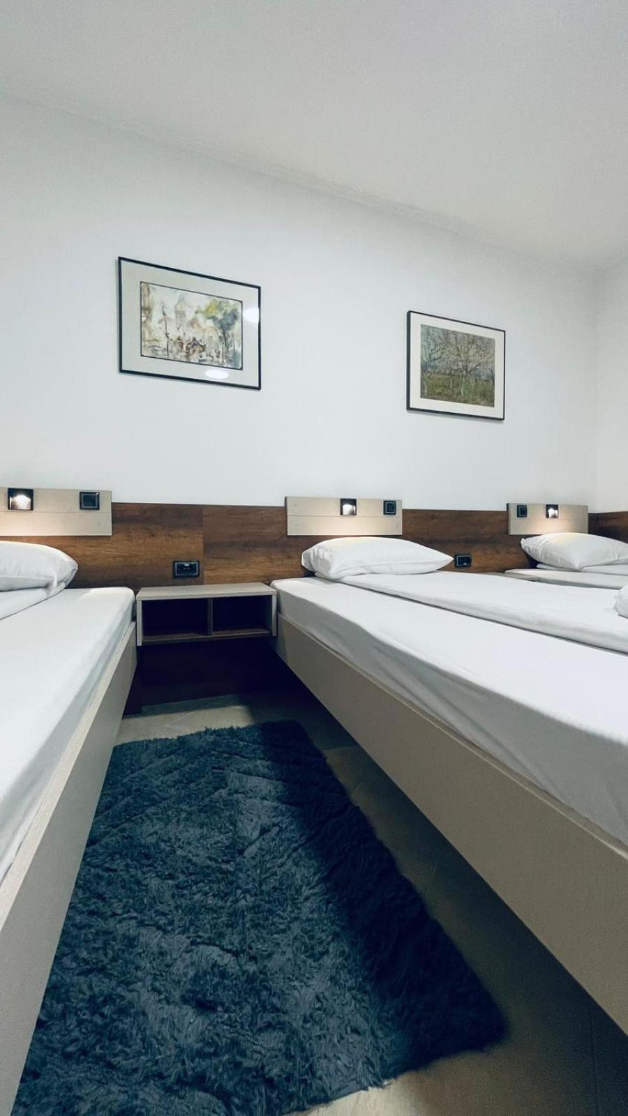 Kollar D Guest House - Prenociste Rooms スボティツァ エクステリア 写真