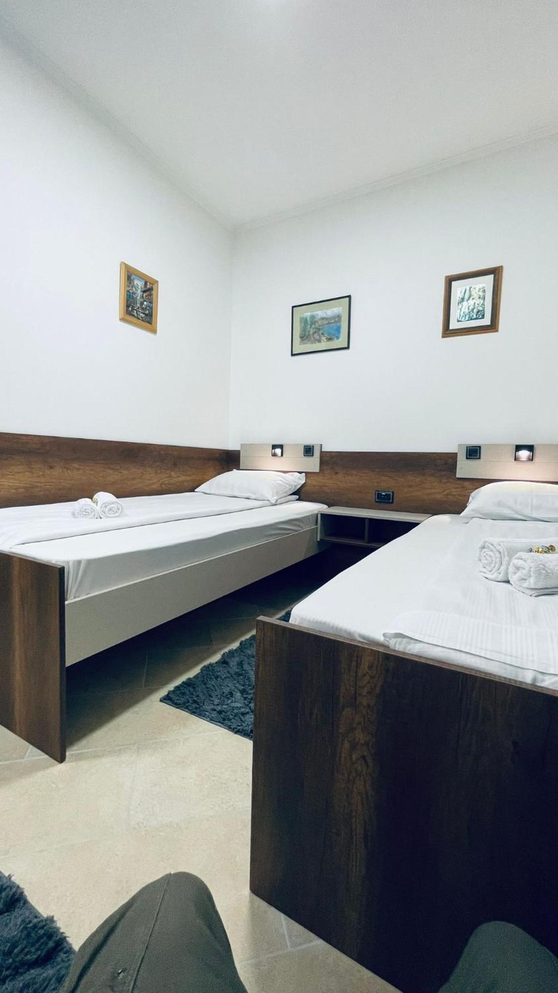 Kollar D Guest House - Prenociste Rooms スボティツァ エクステリア 写真