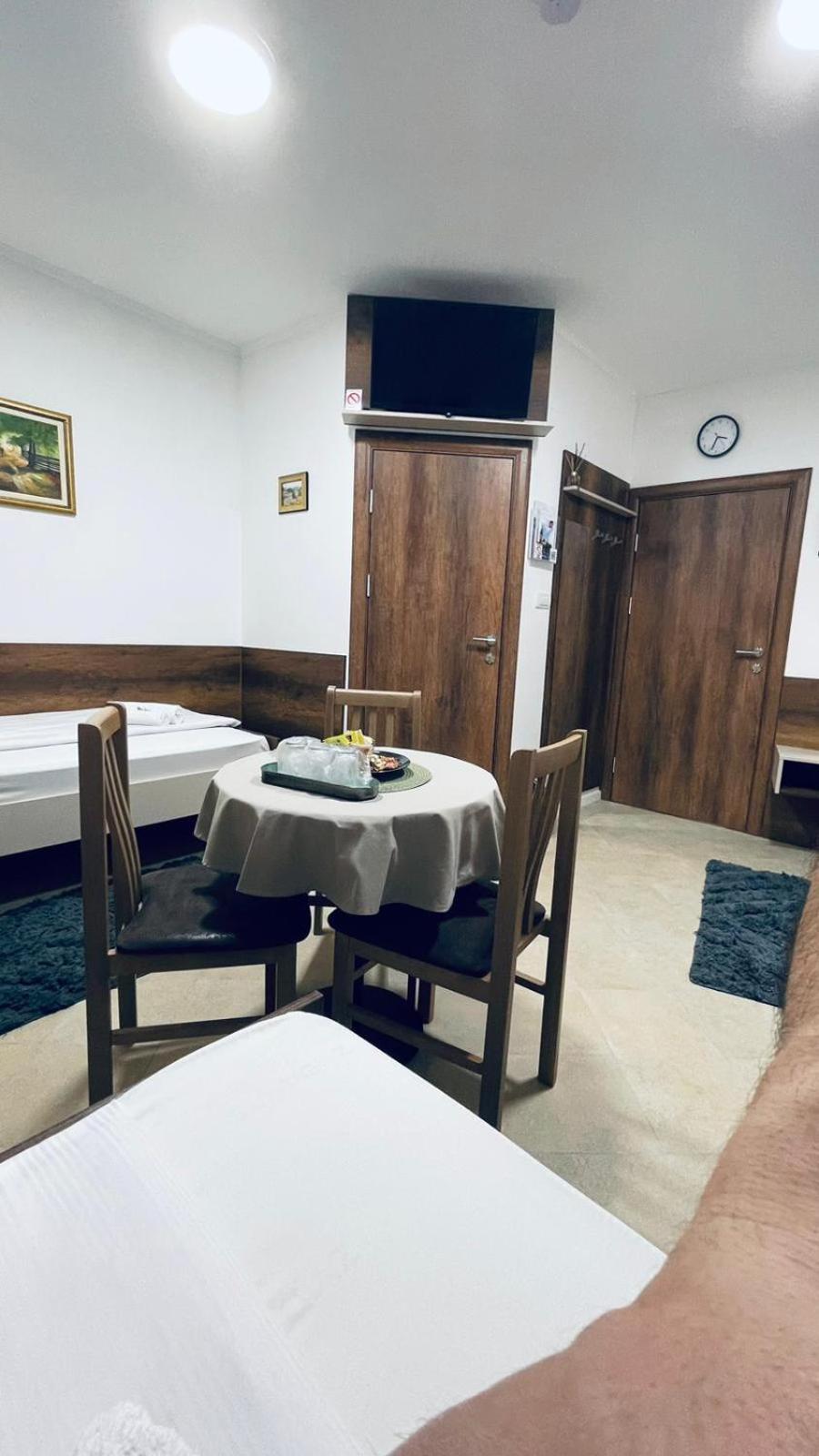 Kollar D Guest House - Prenociste Rooms スボティツァ エクステリア 写真